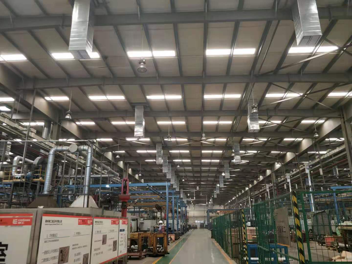 高温厂房降温通风，安装瑞泰风冷风机解决高温问题